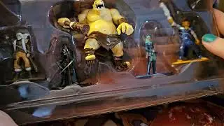 BOX OPENING OF DUNGENES AND DRAGON DIE CAST MINTURES