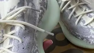 Adidas Yeezy Boost 380 серо зеленые