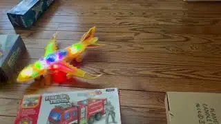 Light-Up Musical Gear Plane