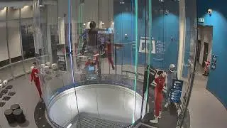 Sit flying practice in the wind tunnel