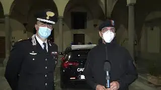 Valerio Staffelli e la Radiomobile dei Carabinieri di Firenze.