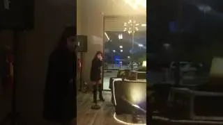 Karen quintero cantando(1)