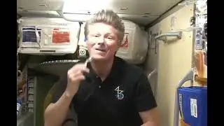 🚀Как организован процесс бритья там, как земные законы физики не работают?