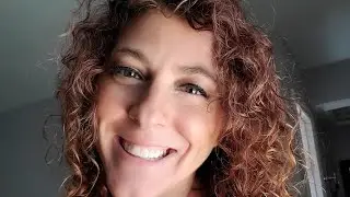 Curly hair routine using hair plopping method