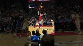 Lou Williams with the jump shot. Blake Griffin, Dwight Howard and more 2017 LA Clippers vs Hornets