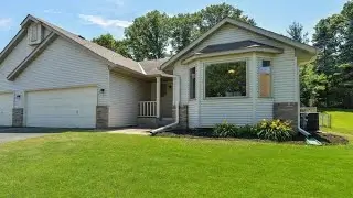 84 Maple Lane, Little Canada, MN Presented by Sarah Marrinan.
