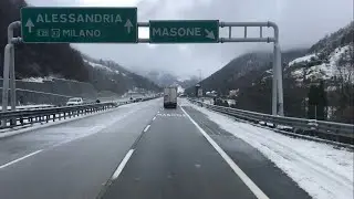 A26, è arrivata la neve tra Masone e Ovada