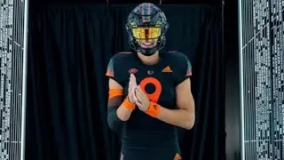 Quarterback commits to Miami