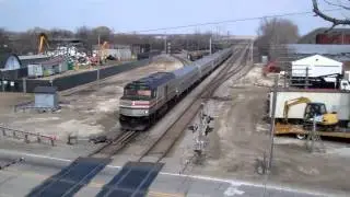 AMTK GE P40 817 Cabbage 200398 Hiawatha 336 Rondout RT 176