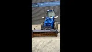 SZM wheel loader with Sweeper