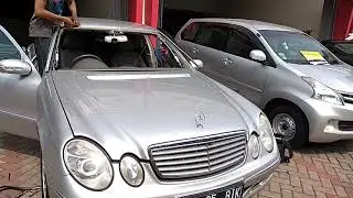 Kaca mobil mercy