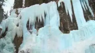 Johnston Canyon Icewalk