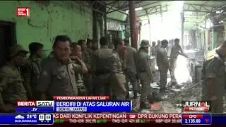 Ratusan Lapak Liar di Sekitar Pasar Benhil Dibongkar