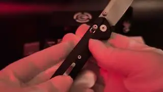 Knives The First, prezentacja egzemplarza przekazanego na Dream Knife