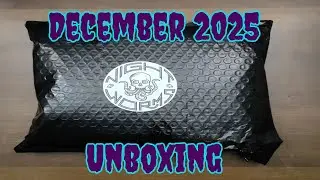 Night Worms Subscription Box Unboxing | December 2025