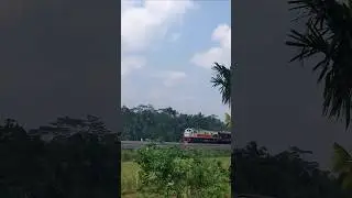 The Beauty of Indonesia by Train: A Moving Panorama #TrainLovers #IndonesiaByRail #ScenicJourney