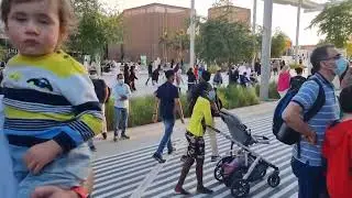 Dubai UAE Walk: Explore 
