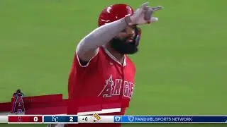 Jo Adell's 33rd homer of 2025 is a 3-run blast