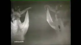 SAARI DUNIYA KO PEECHHE CHHOD KER - LATA JI - P L SANTOSHI  -CHIC CHOCOLATE ( NADAAN 1951 )