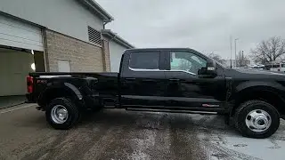 2026 Ford Super_Duty_F-350_DRW Longmont, Boulder, Gunbarrel, Loveland, Denver 26T146