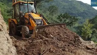 #JCBstunt  JCB Backhoe Loader leveling  Cutting-Hilly Narrow Road #tractor #mdjcbxpert #jcbcartoon