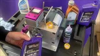 Motor&ouml;l vs  Royal Purple HPS &Ouml;ltest, &Ouml;ltestmaschine
