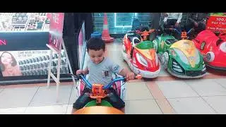 Varshit Aaye Mall Me Car Drive Krne. Or Wo waha Khub Enjoy Kr Rahe H. @healthyfoodkitchenvarsha1128 