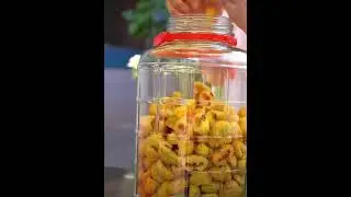 #short #reel #usa #reelviral #shortviral #shortbonuse #mexico Yellow hawthorn harvesting