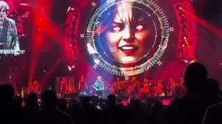 (1/7) Jeff Lynne’s ELO Concert (Live at the Moda Center in Portland, OR, 8/30/2024)