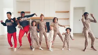 KIDS VS PARENTS CHRISTMAS DANCE BATTLE!
