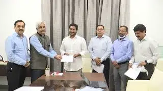 CS Dr. Sameer Sharma presenting PRC Report to CM YS Jagan at the Chief Minister's Camp Office