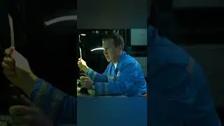 Подводная лодка против Кракена | Кракен (2025)