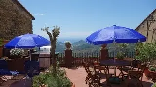 Haus mit Traumblick zum Mittelmeer im romantischen ligurischen Bergdorf Perinaldo zu vermieten