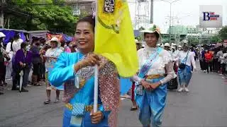 สมุทรรปาการ ประชาชนให้ความสนใจร่วมชมขบวนแห่ผ้าห่มองค์พระสมุทรเจดีย์