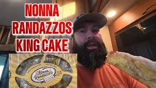 Trying Nonna Randazzo&rsquo;s King Cake in New Orleans, LA 👑 | Worth the Hype?