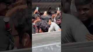 #sivakarthikeyan  surrounded by fans during the Shooting at VIT college @ceeall #ceeall