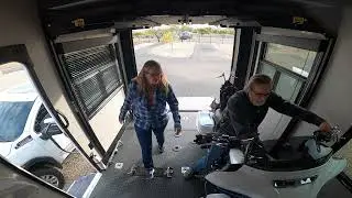 B & W Biker Bar - Loading Our Harleys into our Jayco!