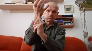 Obdivuhodn&eacute; stvořen&iacute; např&iacute;klad stonek květiny 