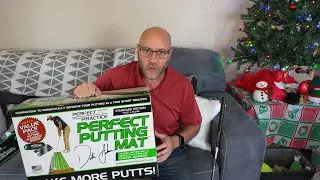 PERFECT PRACTICE Putting Mat - Indoor Golf Putting Green with 1/2 Hole Training