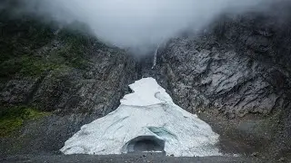 DANGEROUS ⚠️‼️ BUT BEAUTIFUL |  EXPLORING BIG FOUR ICE CAVES |