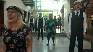Den blomstertid nu kommer