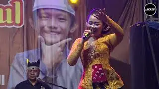 Gubuk Asmoro ( Cover ) Desi Ovitaria  - Harthon Music LIVE Sembulung City