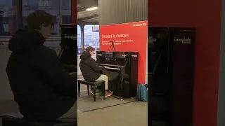 Una Mattina &ndash; Ludovico Einaudi | Pianotour, Del&eacute;mont
