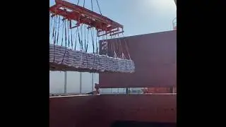 ICUMSA 45 LOADING AT SANTOS PORT. GLOBAL TRADE LLC.