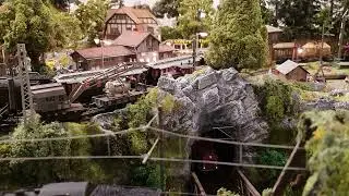 Märklin V60 und Krupp-Schienenkran in Epoche III - Umsetzen eines Tankcontainers zum Lagerplatz