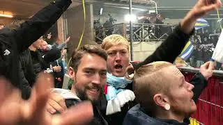 MFF-klacken sjunger 🎶 uppe i Göteborg mot IFK Göteborg under ingångssången till IFK Göteborg i matc.