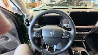 Close look 2025 Ford Bronco Sport Outer banks in Eruption Green
