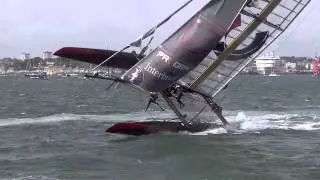 3 Chavirages et du spectacle sur les America's Cup World Series &agrave; Plymouth