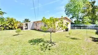 1084 W 65th St,Hialeah,FL 33012 House For Sale