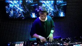 Dj Les Usion - berlinskoeTCHN